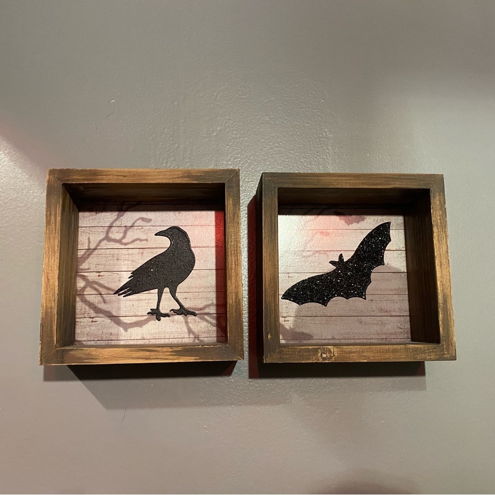 Halloween wall decor
